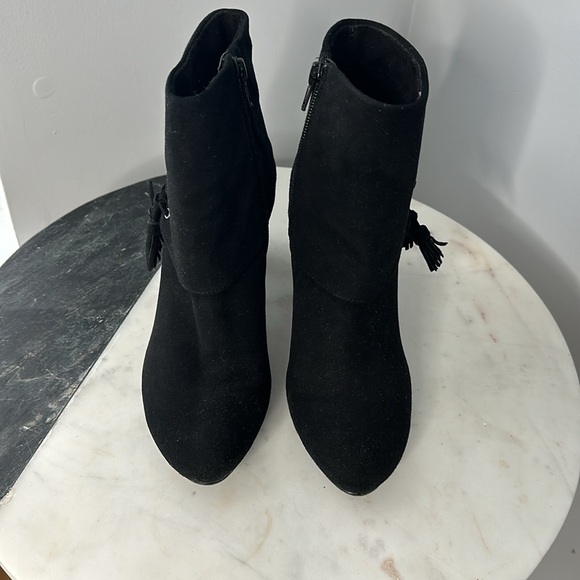 Ditto by VANEli Suede Ankle Boots With Tassle - Picture 3 of 9